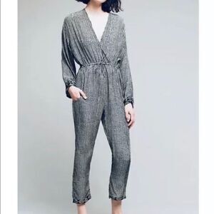 NAT by Natalie Martin claudette printed plunging v-neck jumpsuit m medium.